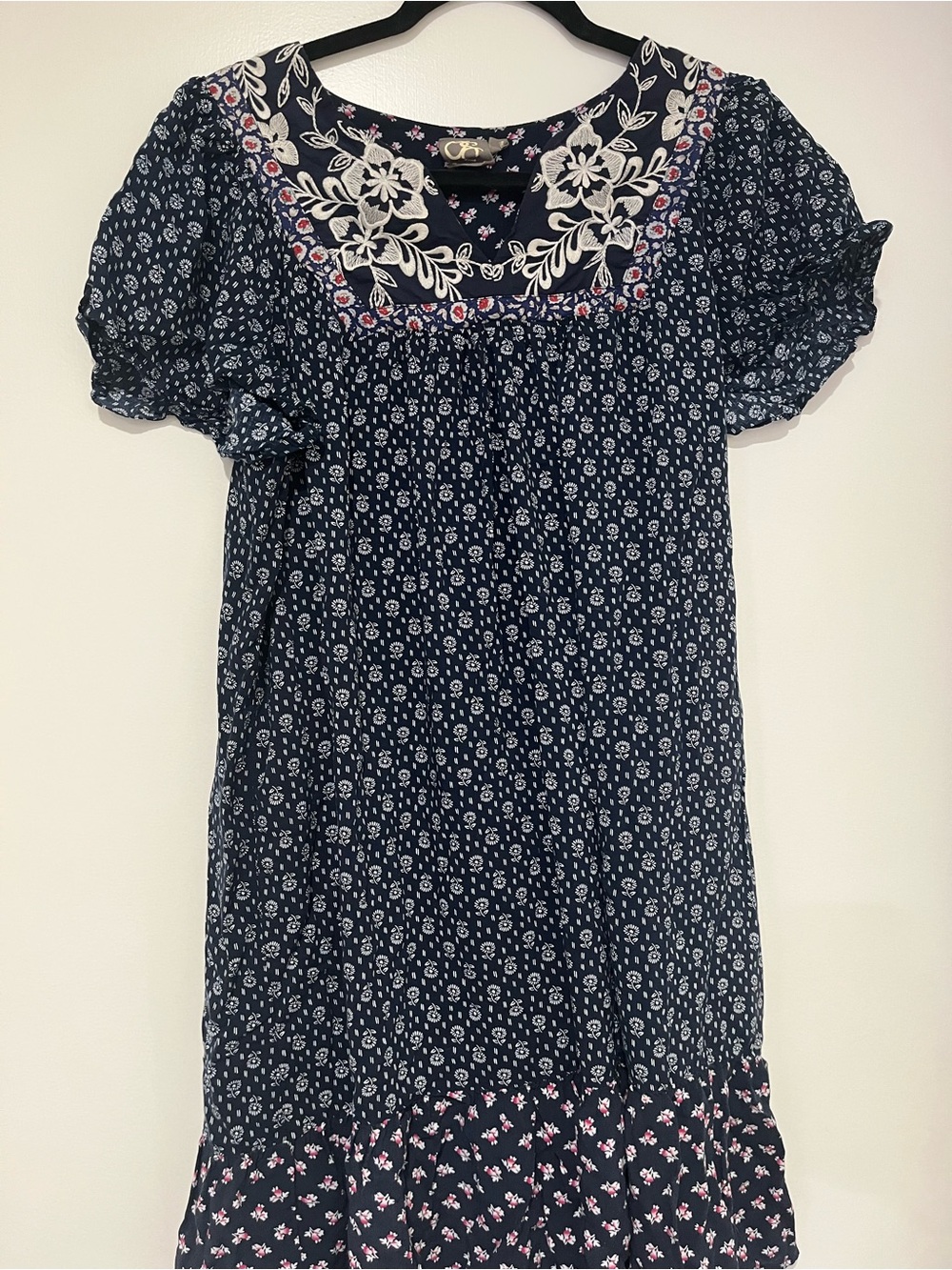 Women’s Navy Floral Embroidered Short Sleeve Dress